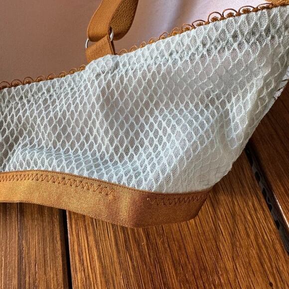 Victoria's Secret Dream Angel Lined Bra Demi Lace Toile Pastel Bra 34DDD - Picture 9 of 11